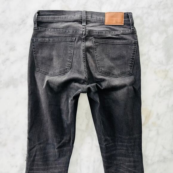 Paige Skyline Ankle Peg Black Slashed Knee 25 Skinny Jeans Distressed - Picture 5 of 7